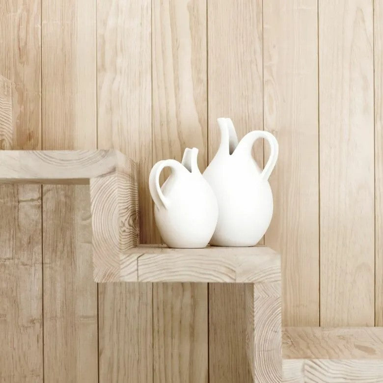 Spring Copenhagen Original Model no 64 Medium Vattenkanna 18 cm Vit