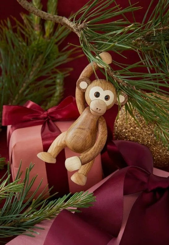 Spring Copenhagen Jolly Apa Trädekoration 11 cm Ek