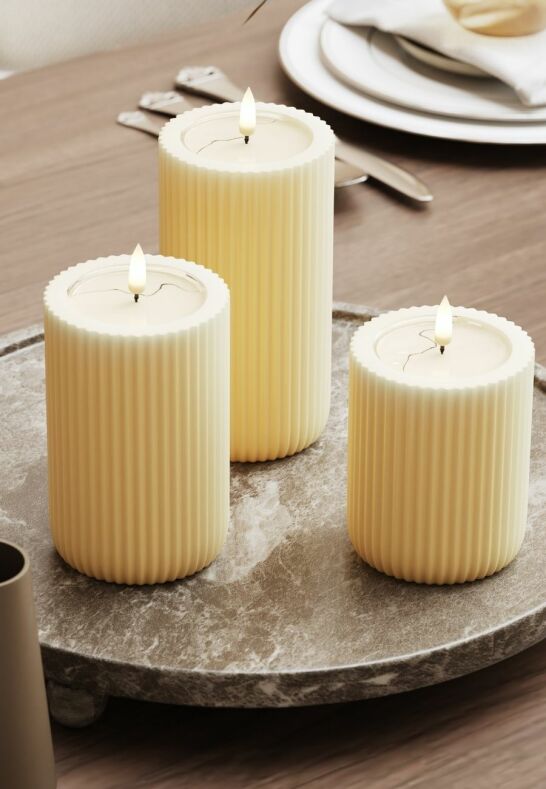 Unique Candles Unique LED Blockljus Stripe Cream 8x10 cm