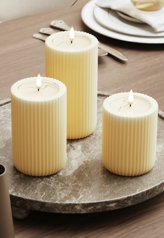 Unique Candles Unique LED Blockljus Stripe Cream 8x12,5 cm