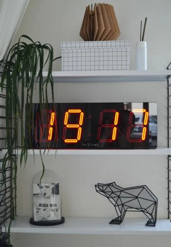 NeXtime Big D LED-klocka
