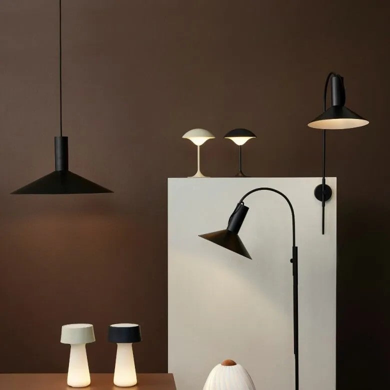 Spring Copenhagen Formel Vägglampa Ø26 cm Svart