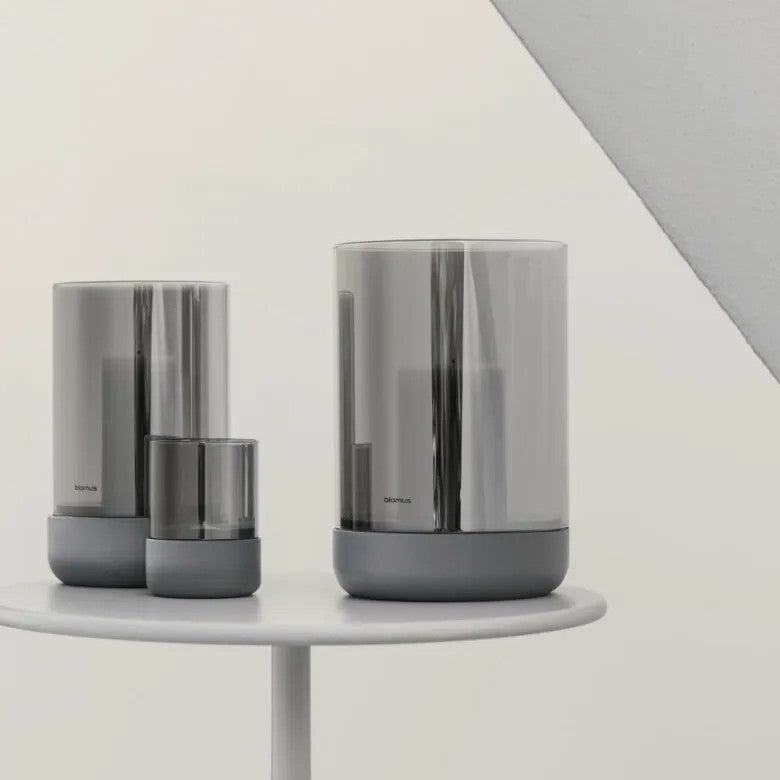 BLOMUS Calma Ljuslykta Medium 20 cm Steel Gray Smoke