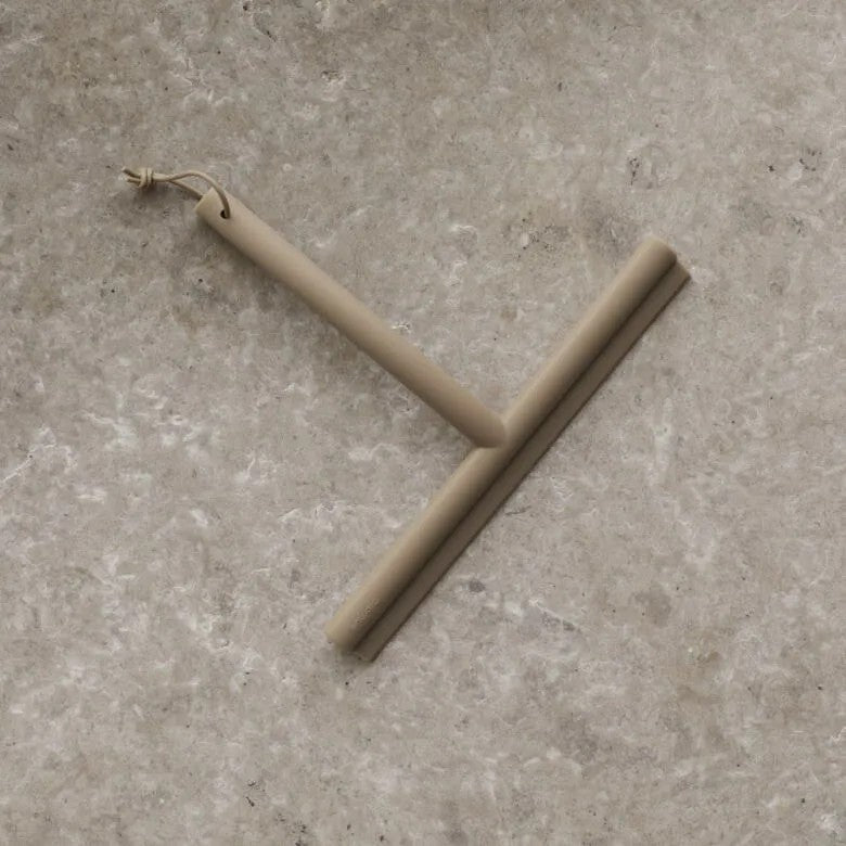 BLOMUS Vipo Duschskrapa med krok Tan