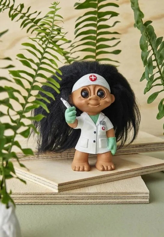 Spring Copenhagen Lyckotroll Sjuksköterska 9 cm