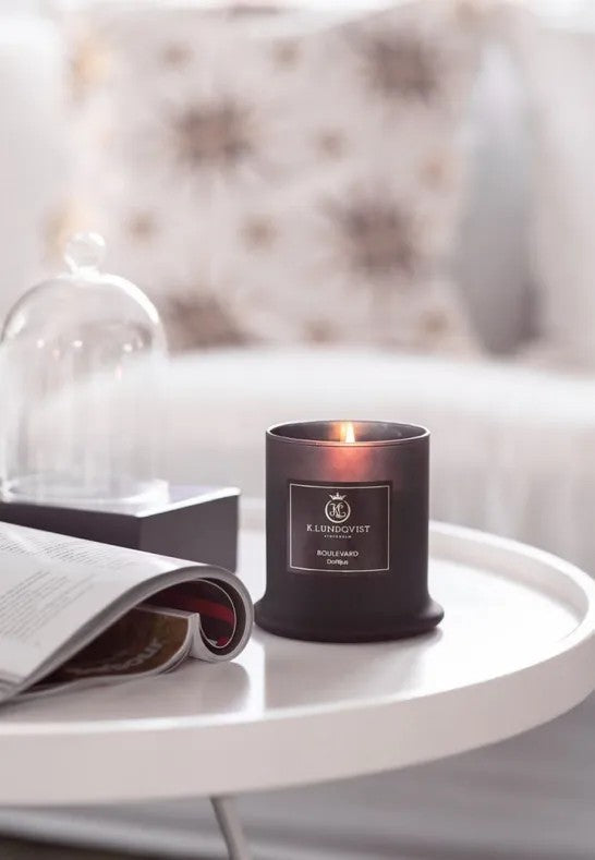 K. Lundqvist Stockholm K. Lundqvist Doftljus med Glaskupa Casa Violeta