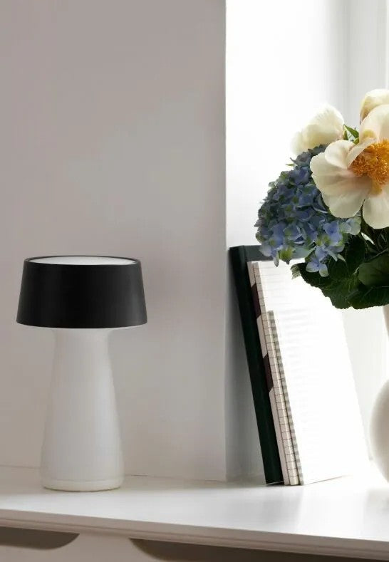 Spring Copenhagen Ember Portabel Bordslampa LED Charcoal