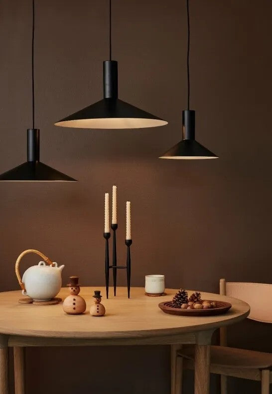 Spring Copenhagen Apollo Ljusstake 32 cm Svart