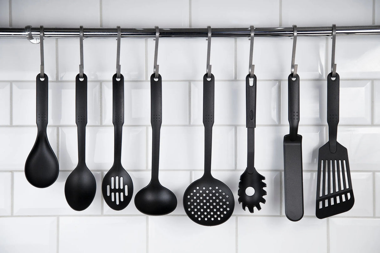 BBM Stekspade 32 cm, perforerad
