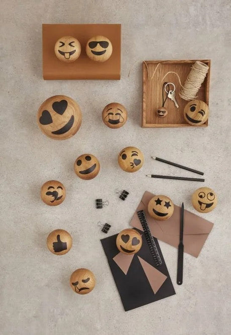 Spring Copenhagen Emoji Nyckelring Silly Ø3 cm Ek